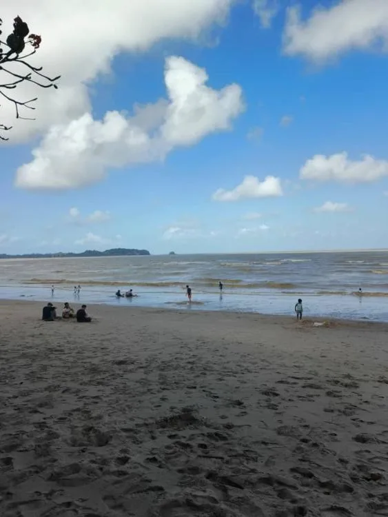Ali Camp — foto sebenar 3