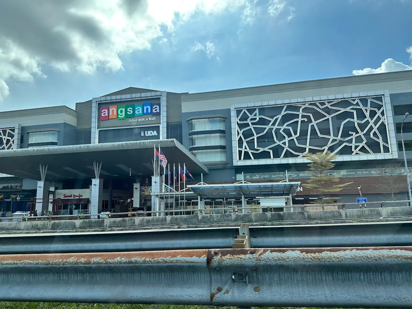 Angsana Johor Bahru Mall — foto sebenar 4