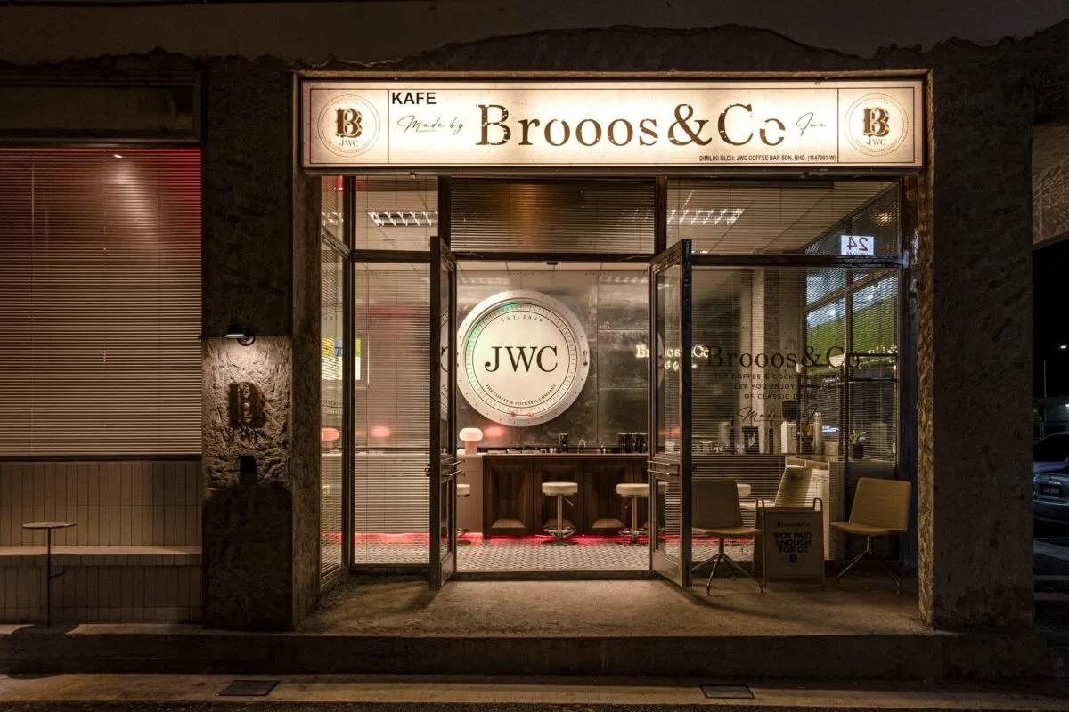 Brooos & Co by JWC — foto sebenar 5