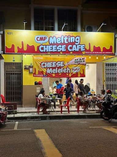CMP Melting Cheese Cafe — foto sebenar 2
