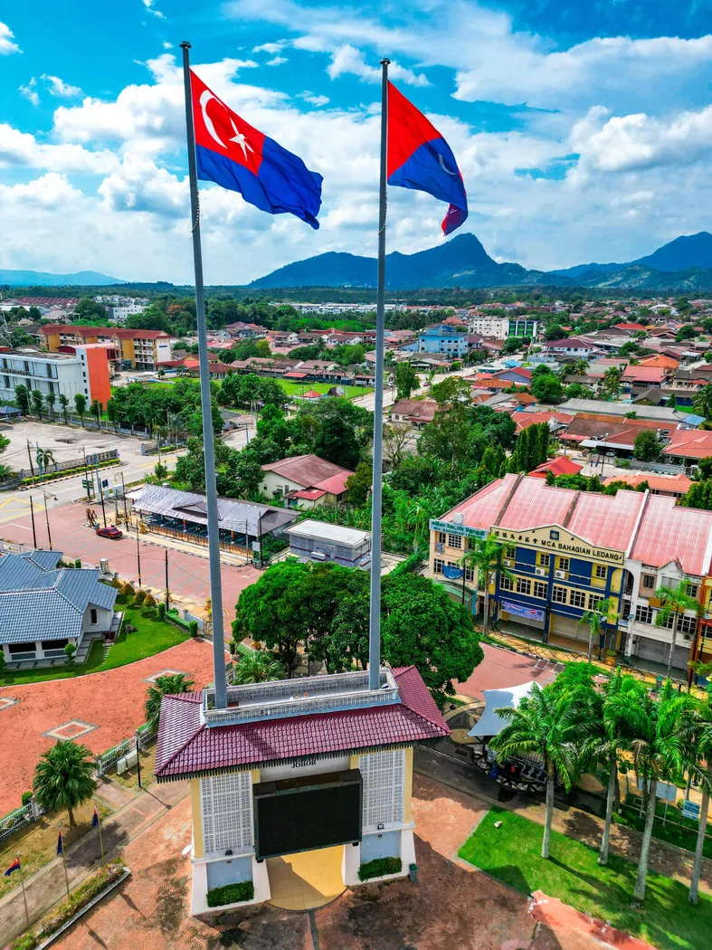 Dataran Tangkak — foto sebenar 4
