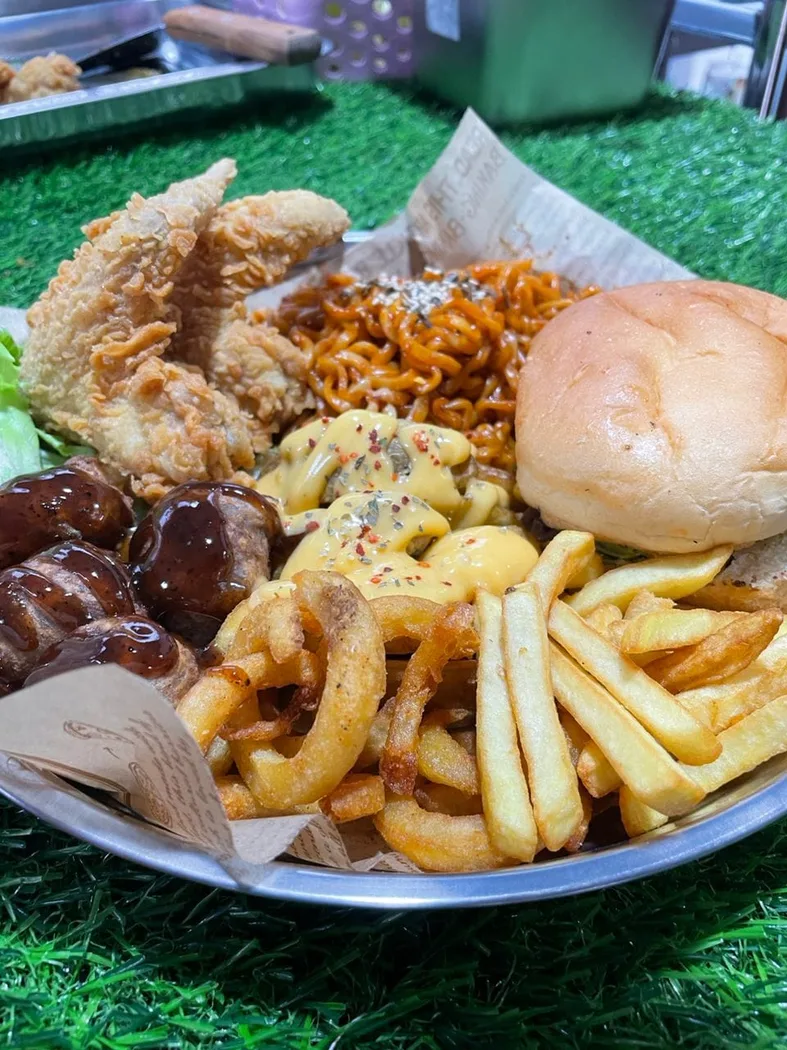 D’Mustaffa Cafe & Bistro — foto sebenar 3