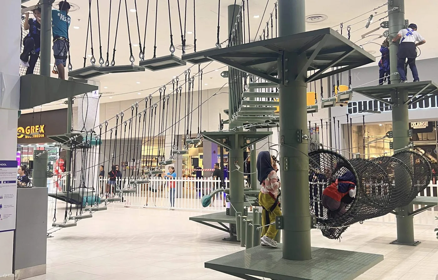 ESCAPE Johor Bahru — foto sebenar 4
