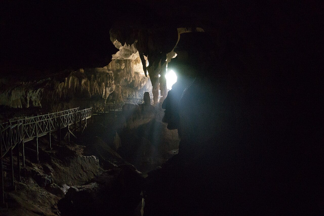 Gambar Fairy Cave and Wind Cave Nature Reserve