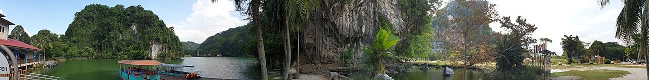 Gambar 3 Gunung Lang Recreational Park