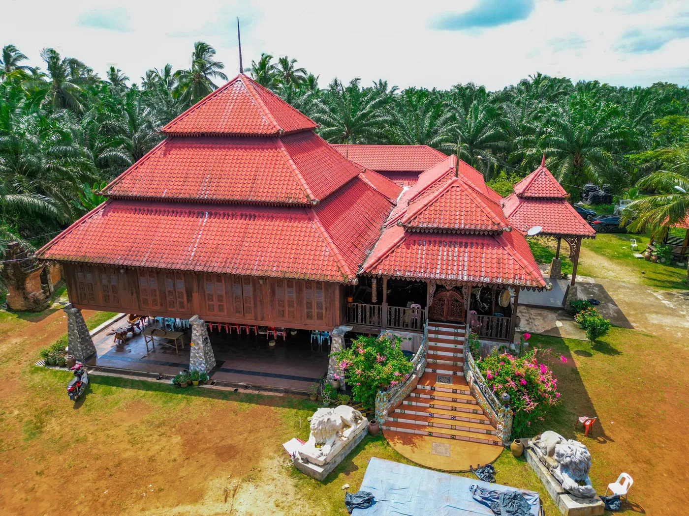 Keraton Mbah Anang — foto sebenar 3