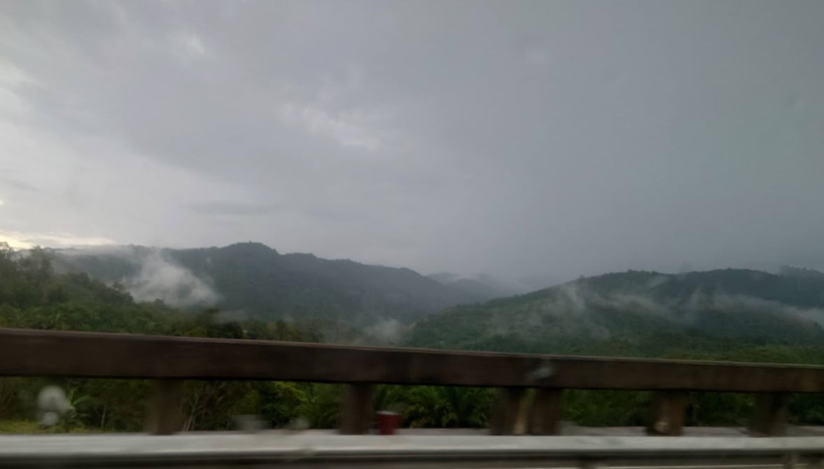 Gambar 2 Mount Trus Madi