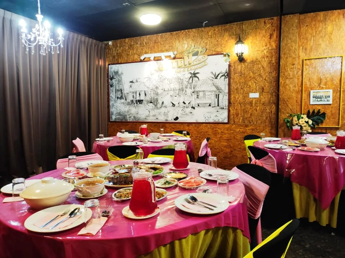 Ngeteh Port Cafe & Dessert — foto sebenar 2