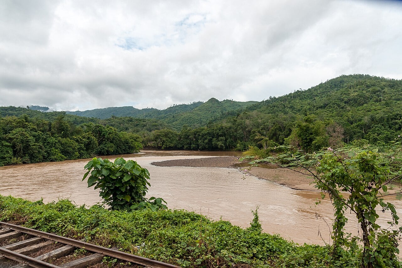 Gambar 2 Padas River White Water Rafting