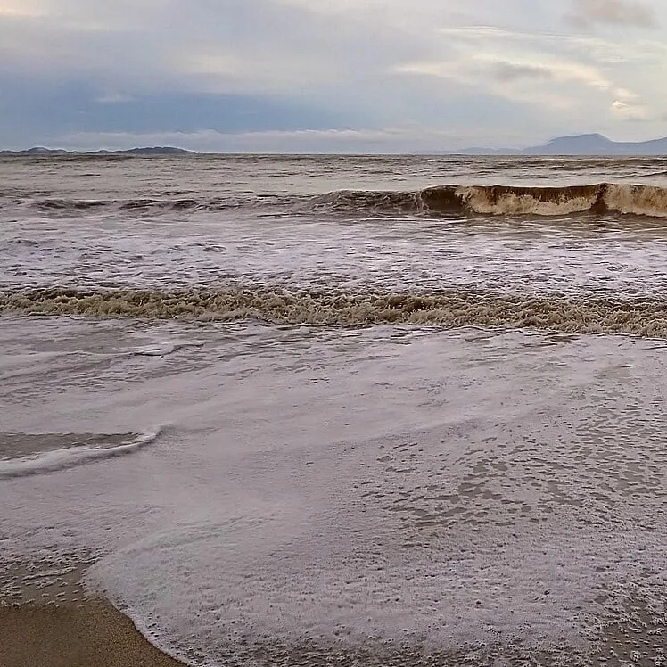 Pantai Air Papan — foto sebenar 5 (crop)