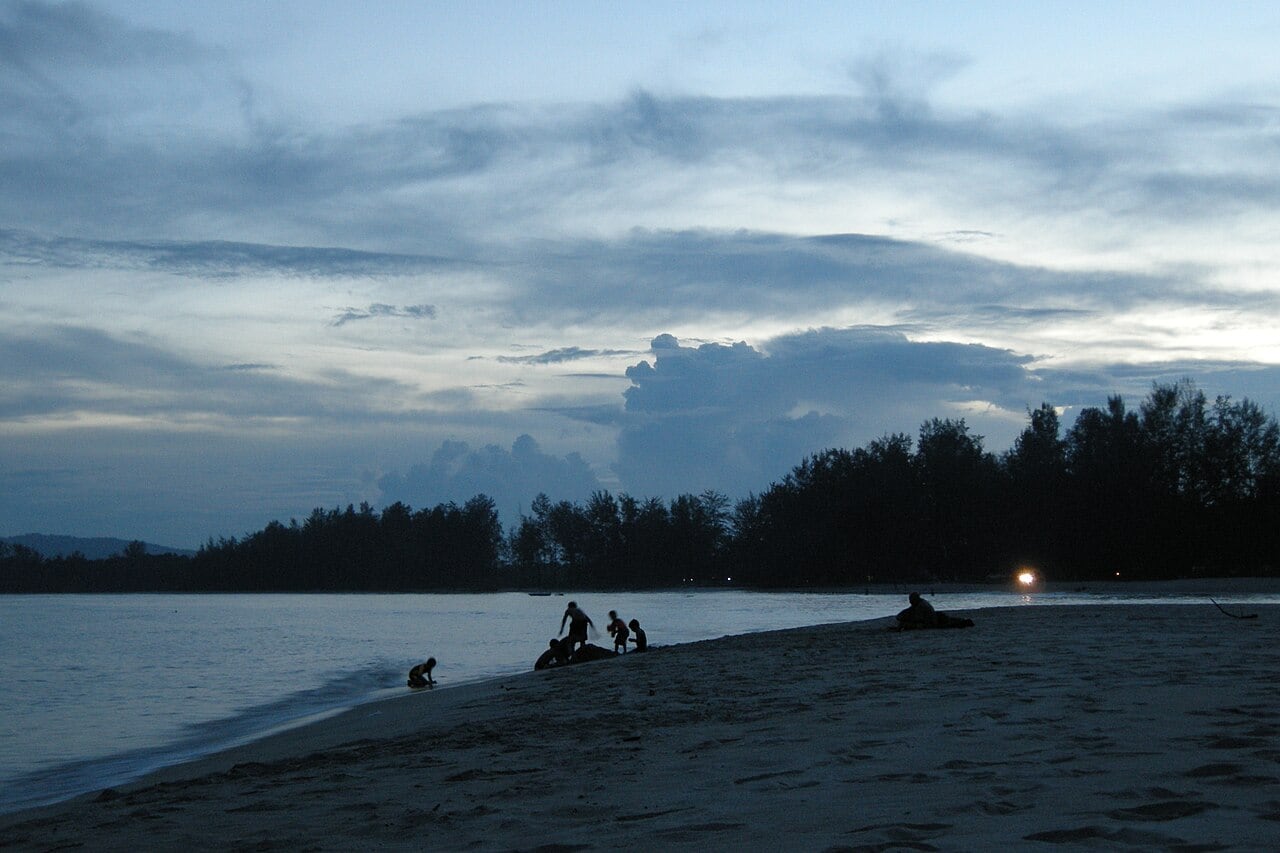 Gambar 3 Pantai Cherating