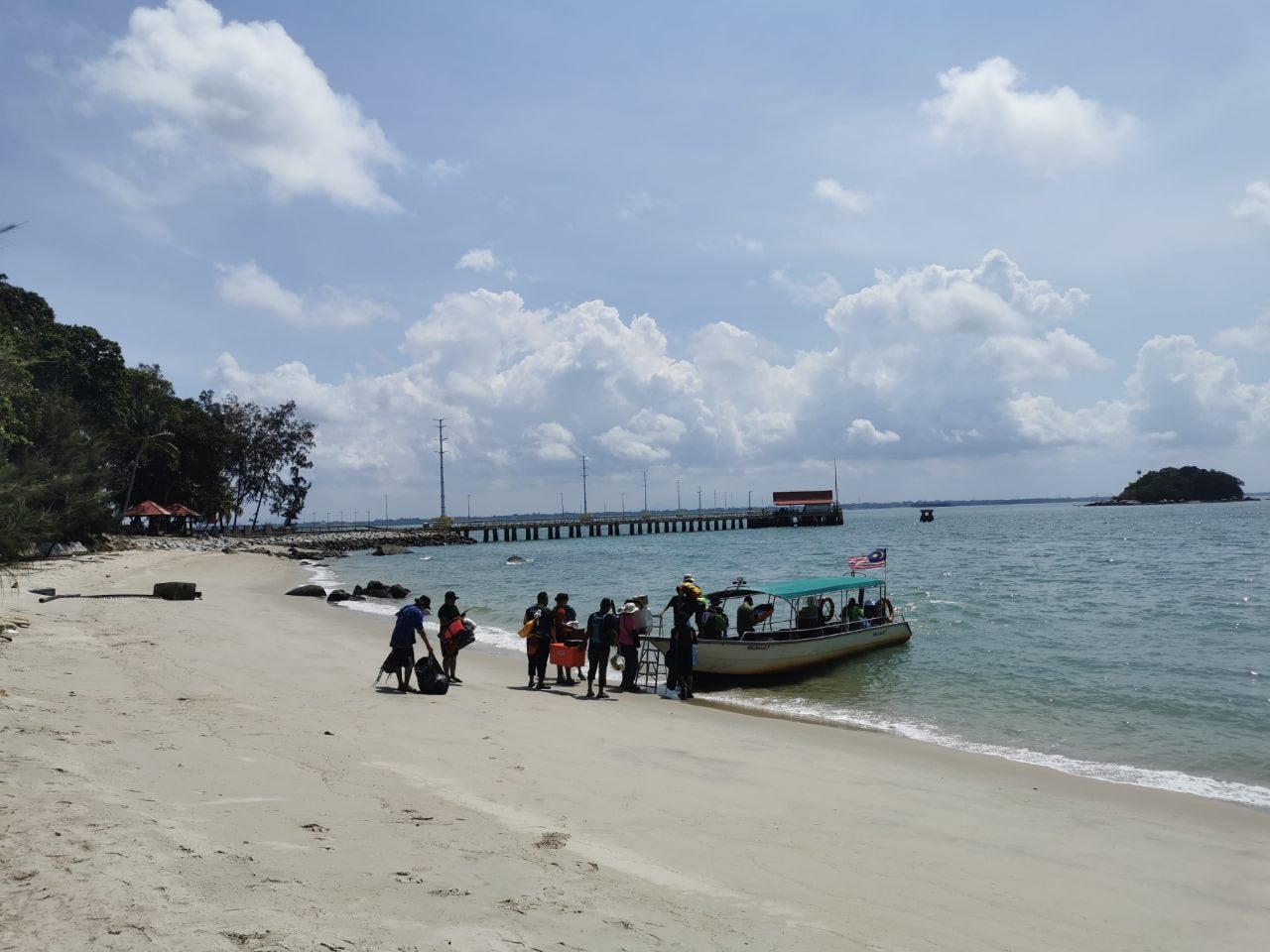 Gambar 3 Pulau Besar Melaka