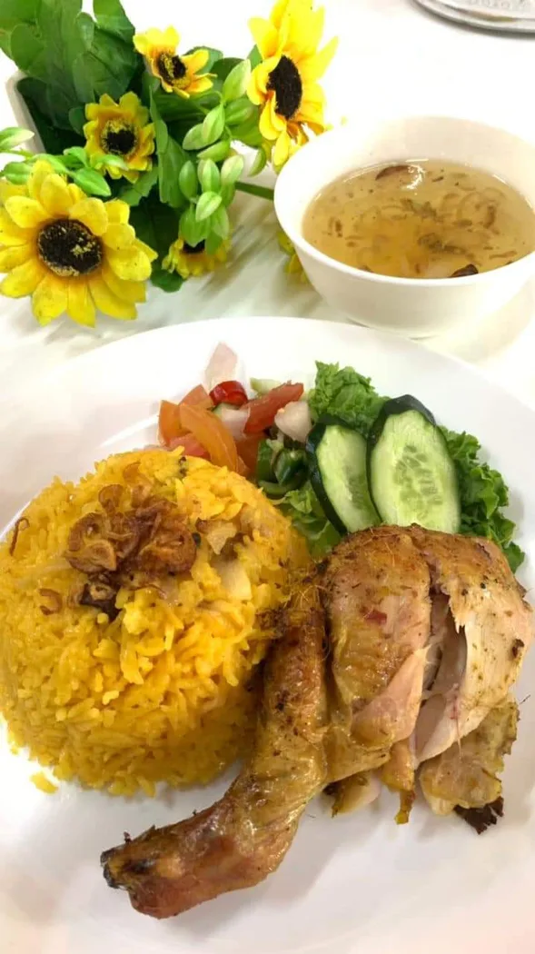 SITTY Cafe — foto sebenar 2