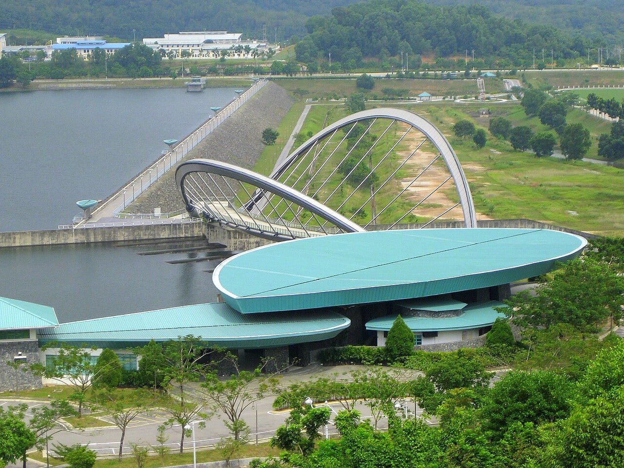 Gambar 3 Taman Seri Empangan