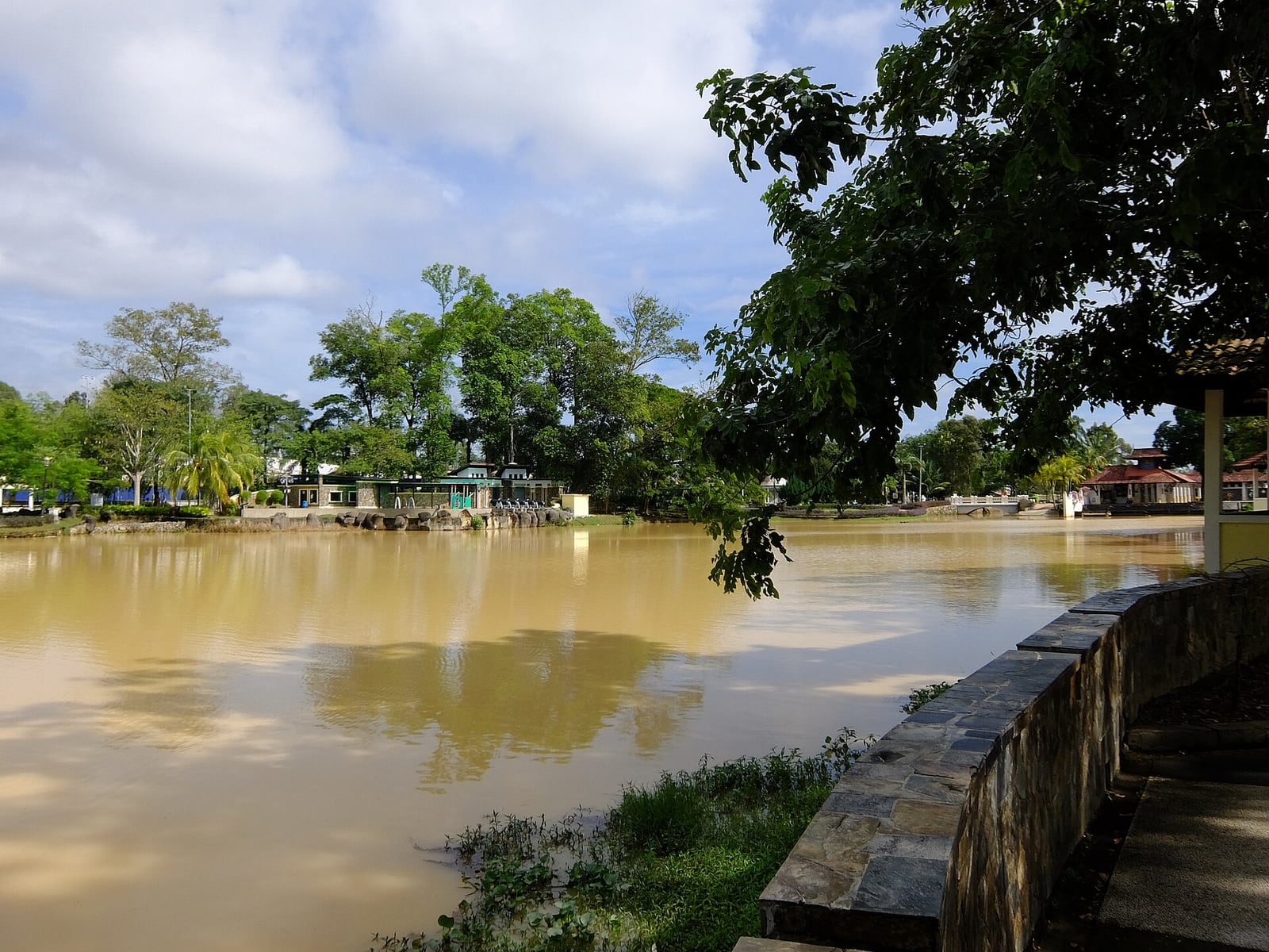 Gambar Taman Tasik Merdeka Johor Bahru