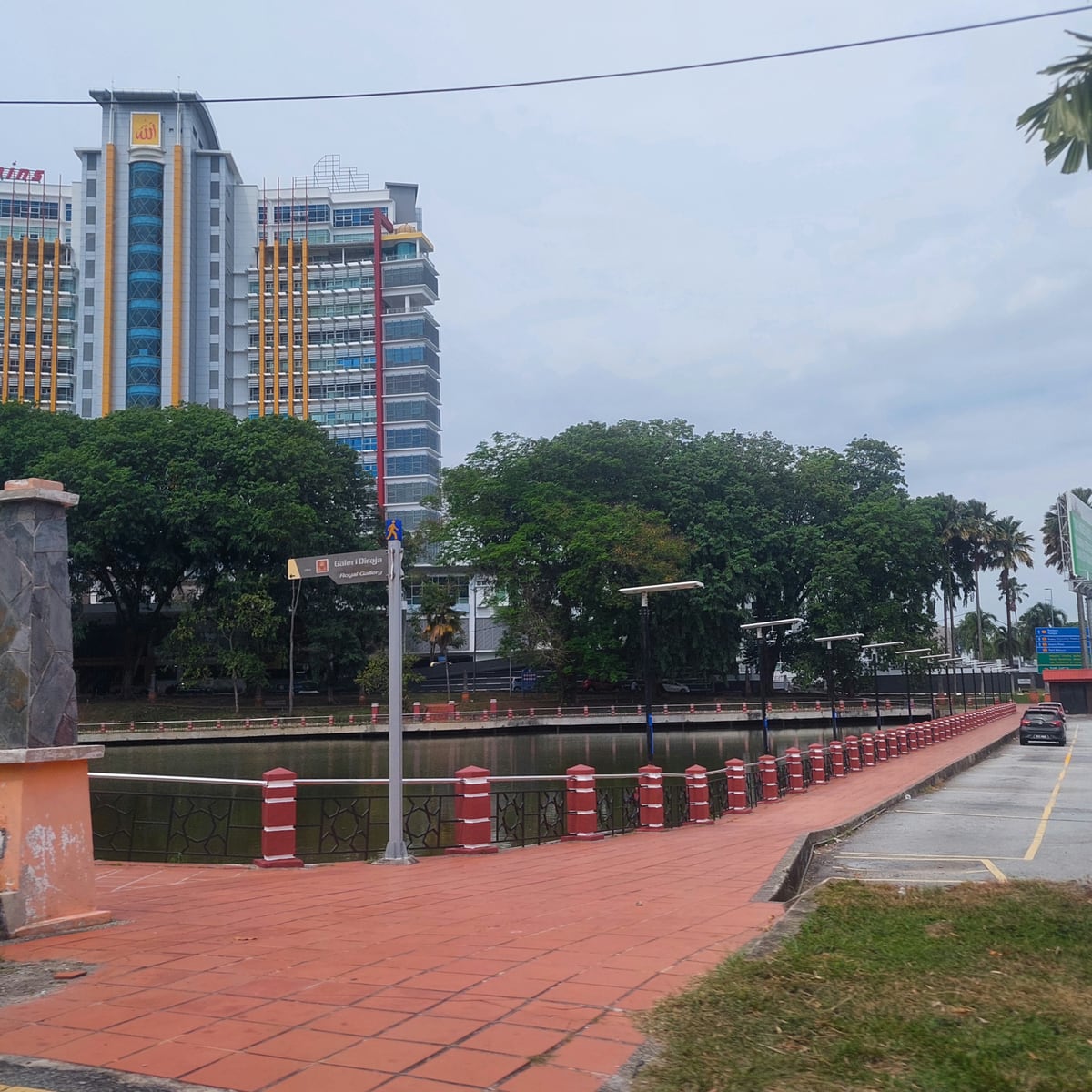 Gambar 2 Taman Tasik Seremban