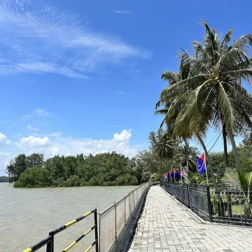 Tanjung Ketapang — foto sebenar 3
