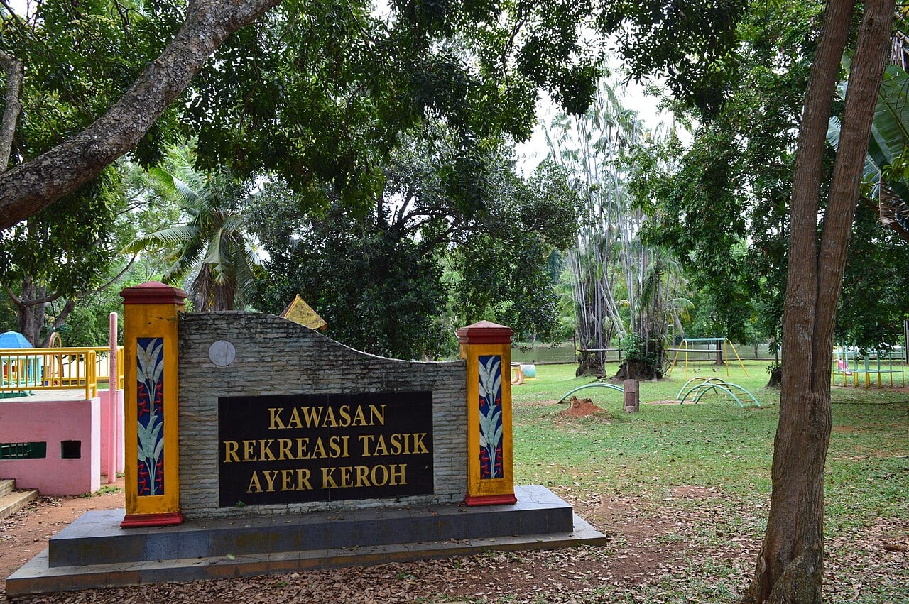 Gambar 3 Tasik Ayer Keroh