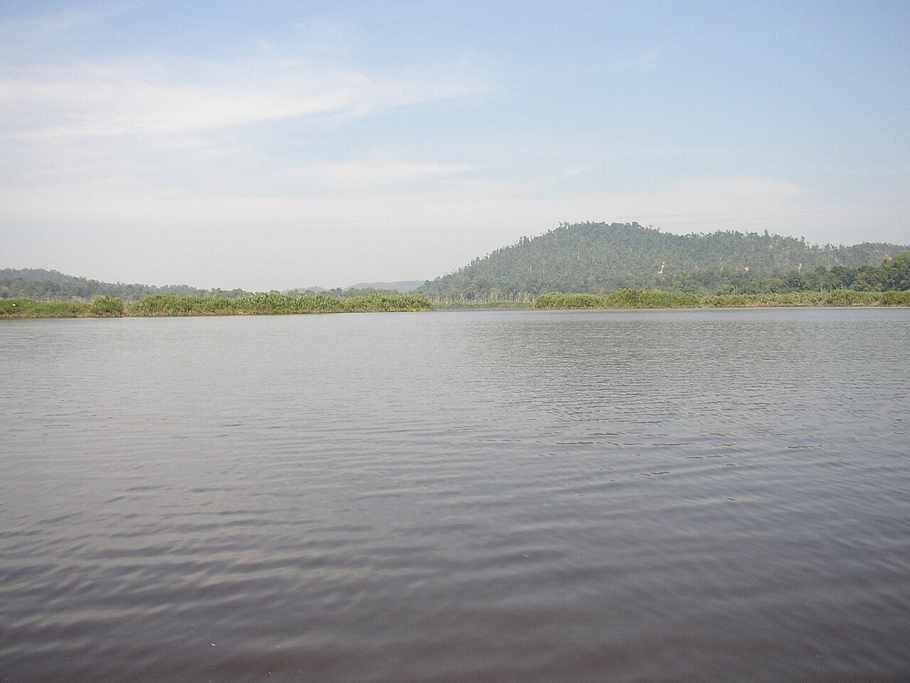 Gambar 2 Tasik Chini