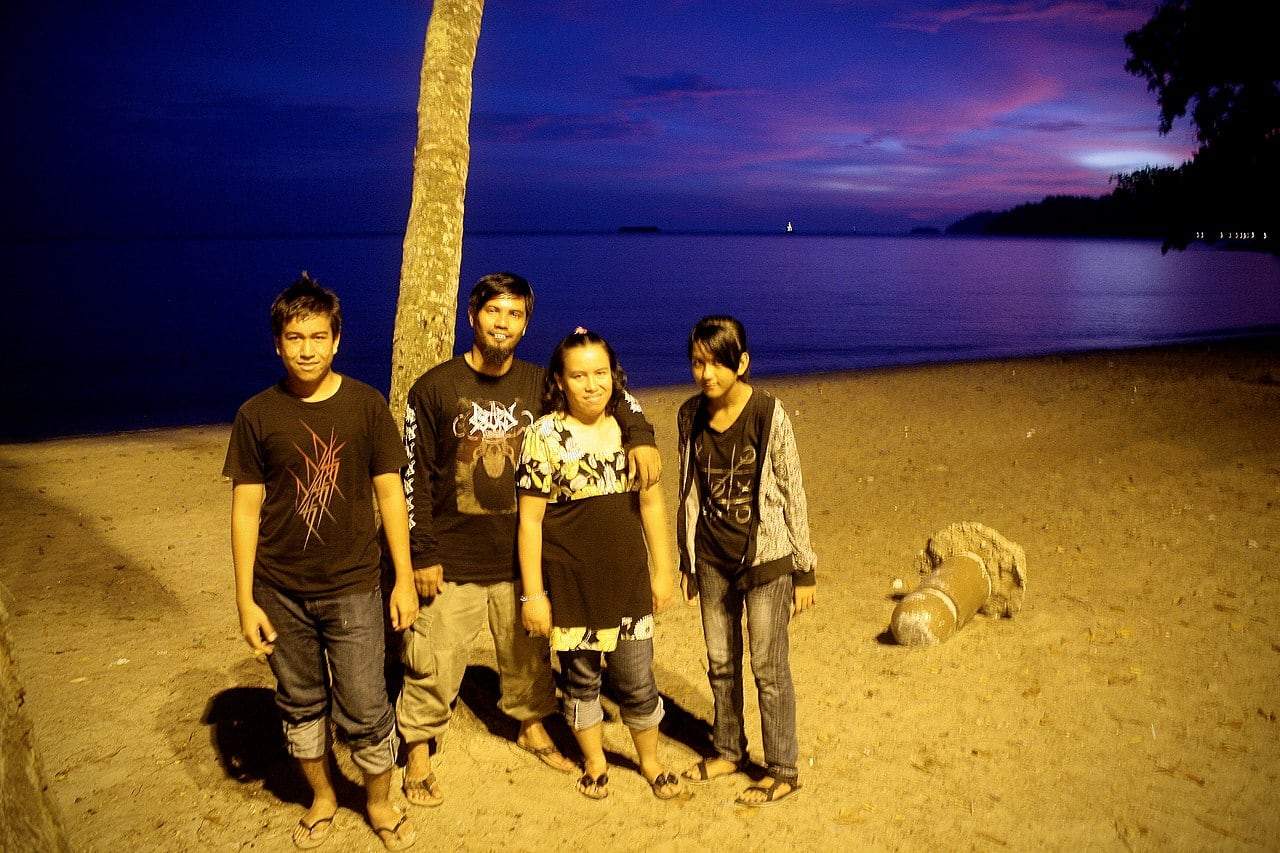 Gambar 3 Teluk Batik Campsite