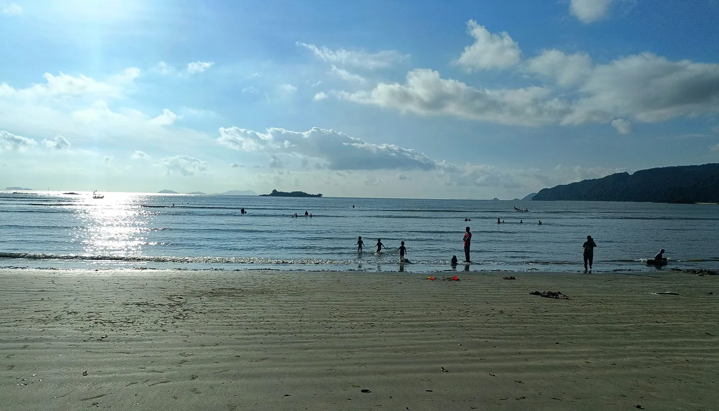 Teluk Gorek Chalet & Campsite — foto sebenar 2