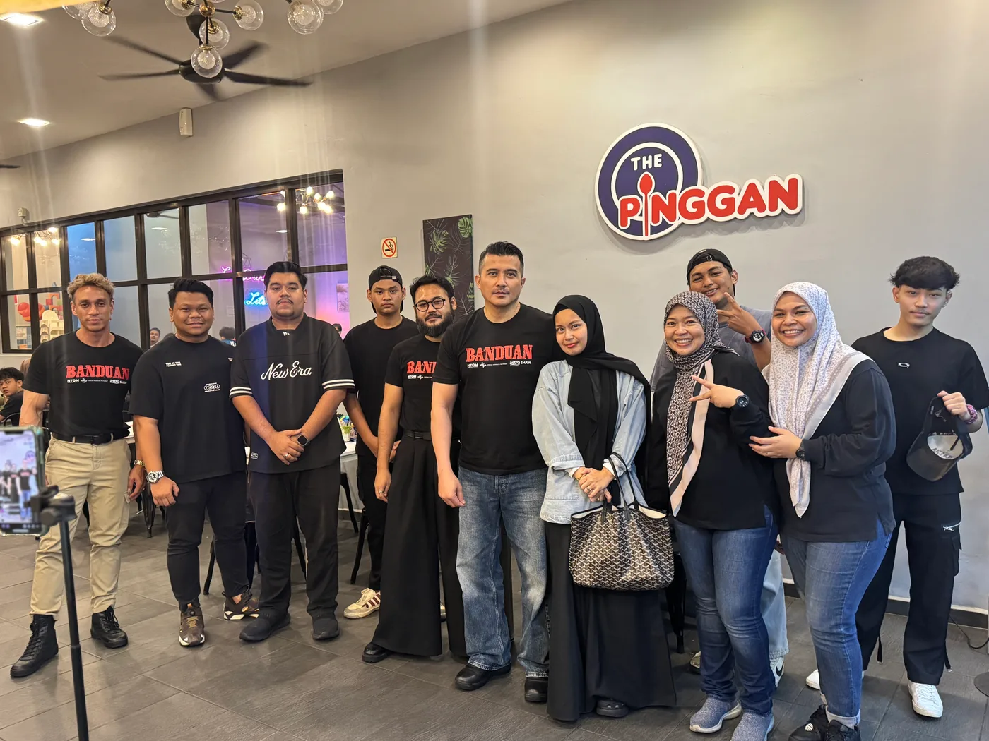The Pinggan Cafe — foto sebenar 2
