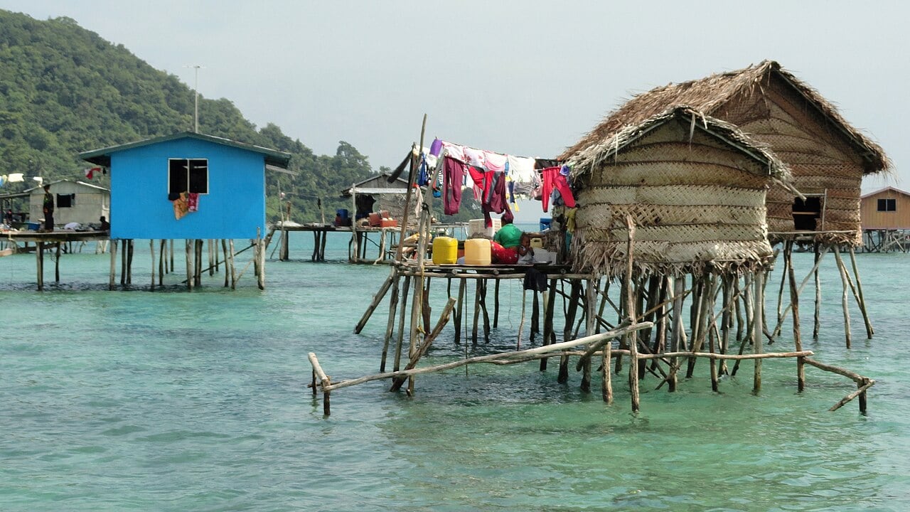 Gambar 2 Tun Sakaran Marine Park