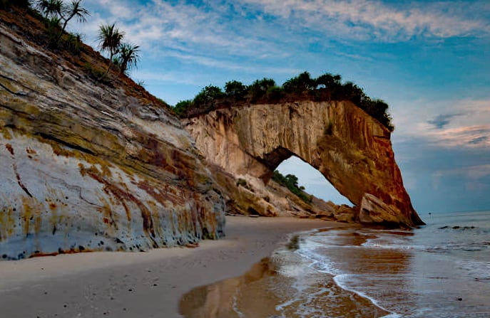 Gambar 2 Tusan Beach Subis